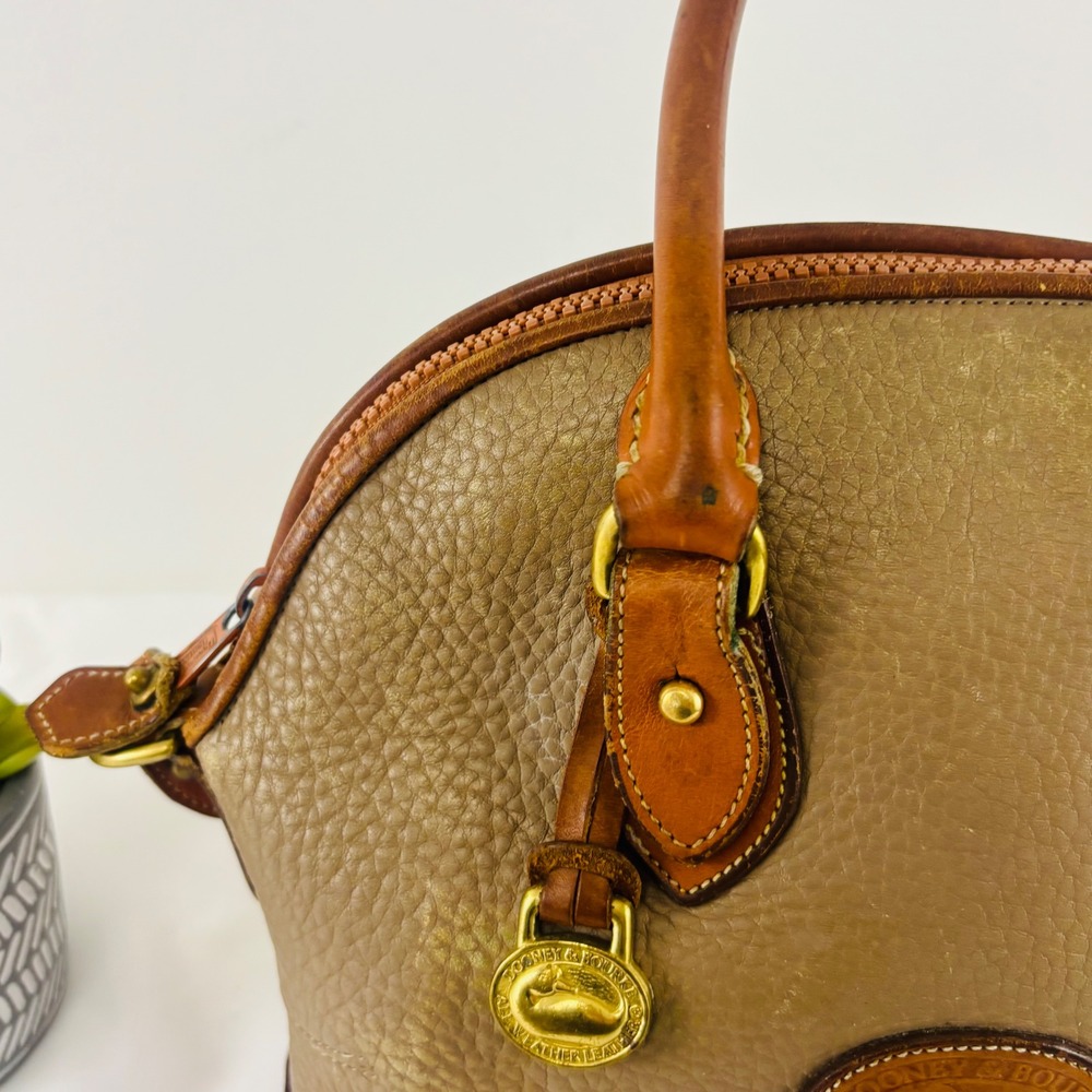 Vtg. Dooney & Bourke All Weather Leather Domed Satchel Taupe British Tan Bag - Picture 5 of 15